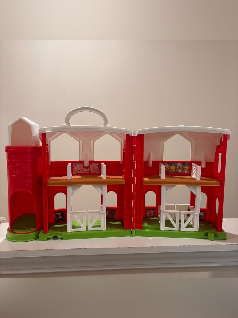 Red and White Foldable Toy Barn Playset with Green Base